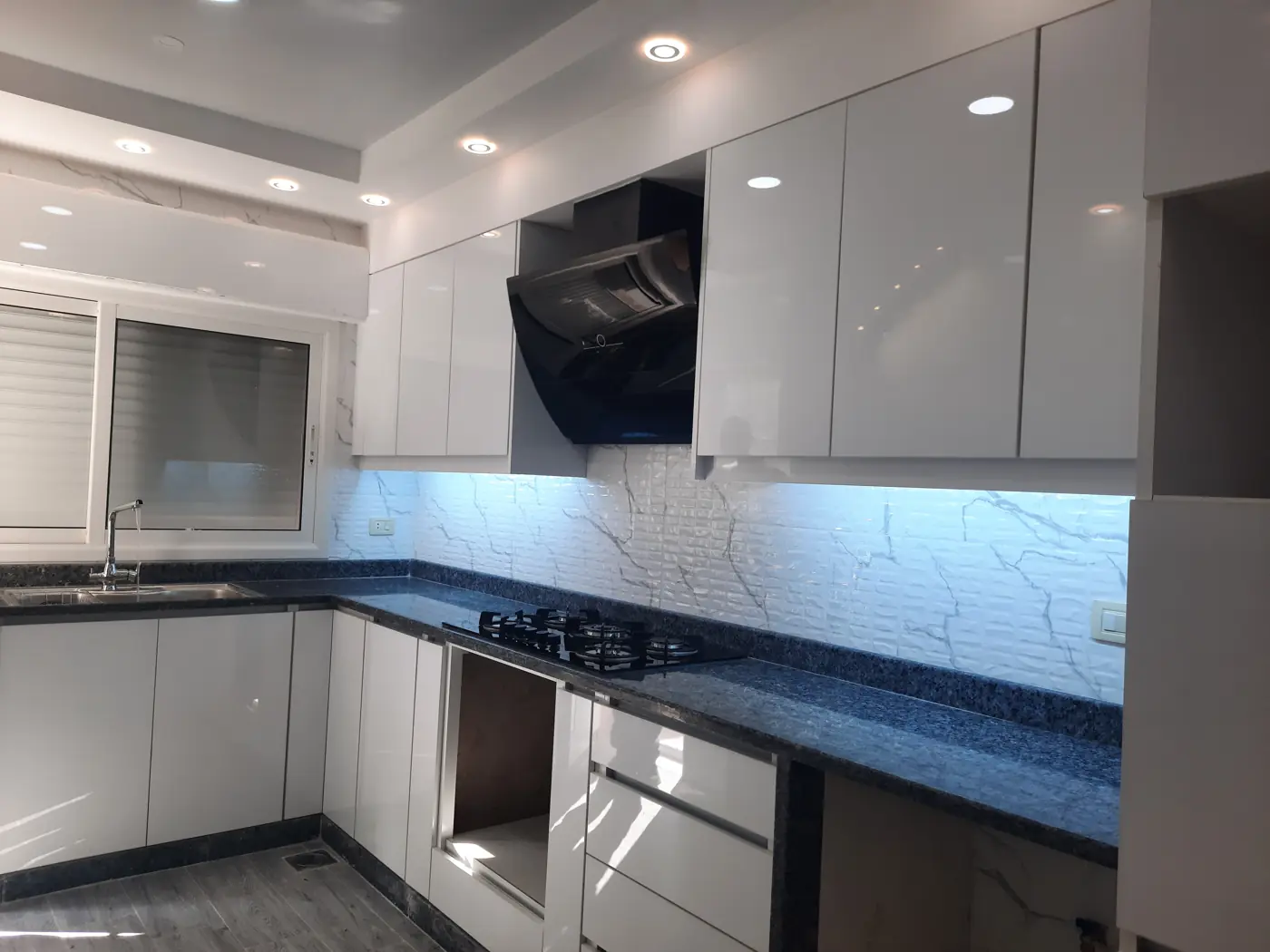 مطبخ حديث — من أعمال المهندس أيمن الطحان